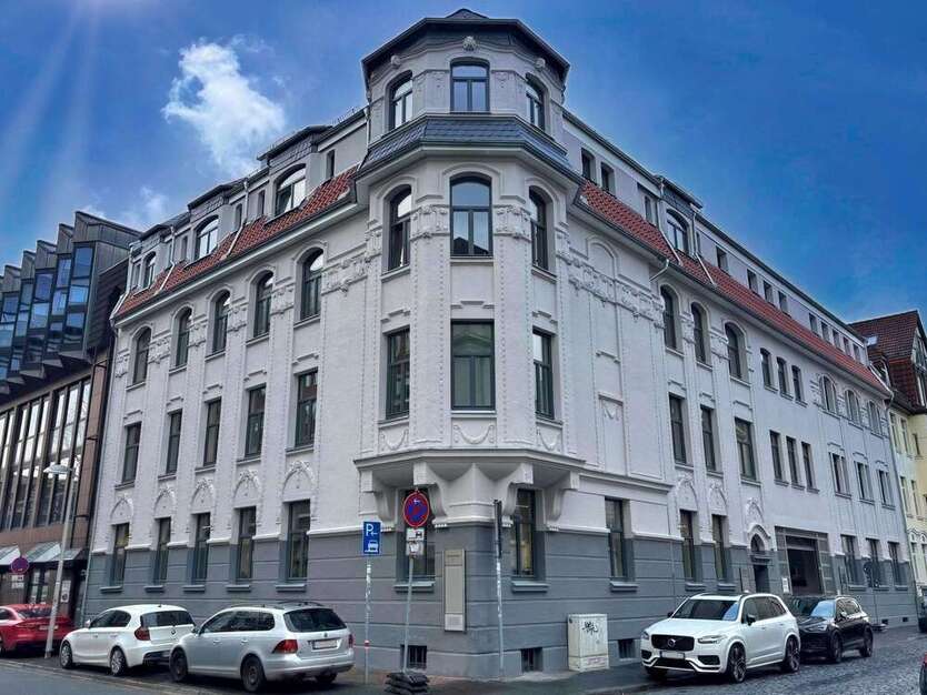 Büro in Hannover 2.301 € 177 m²