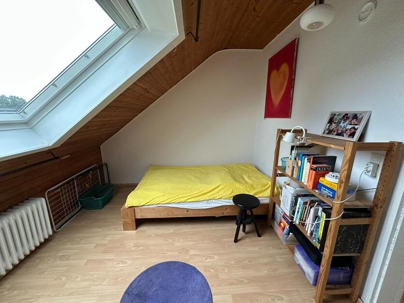3-Zi Dachgeschoss Eigentumswhg. m. Balkon in Lgh Krähenwinkel