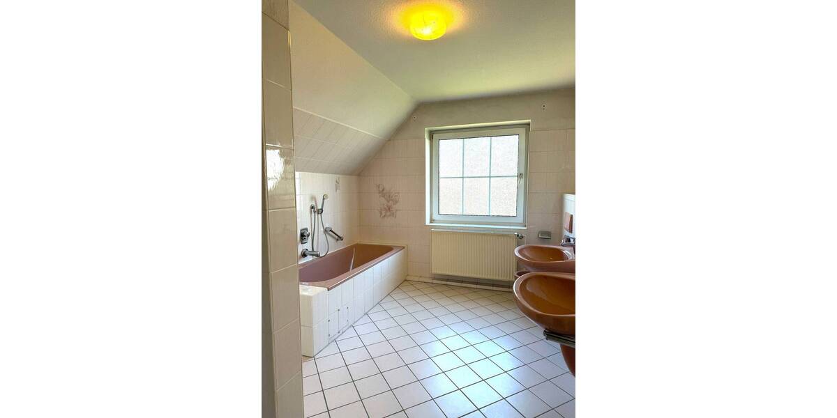 Einfamilienhaus Ronnenberg Weetzen - 4 Zimmer, 162 m&sup2;, 648.000&euro; | Angebot:26228813