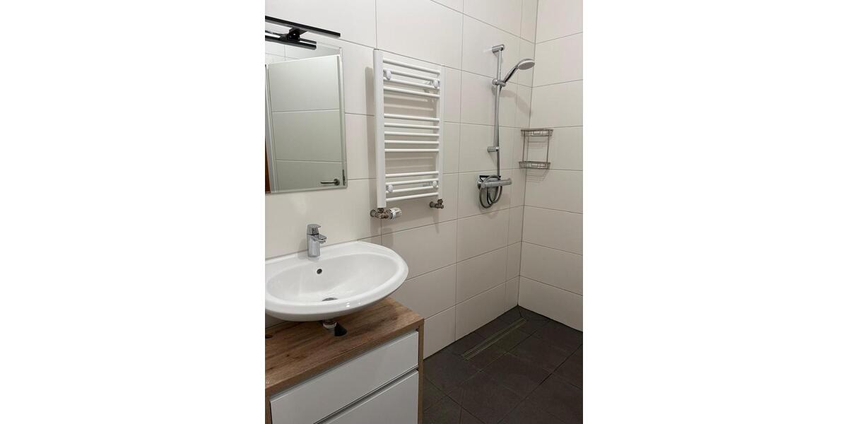 Erdgeschoßwohnung Garbsen - 3 Zimmer, 68 m&sup2;, 1.500&euro; | Angebot:24743437