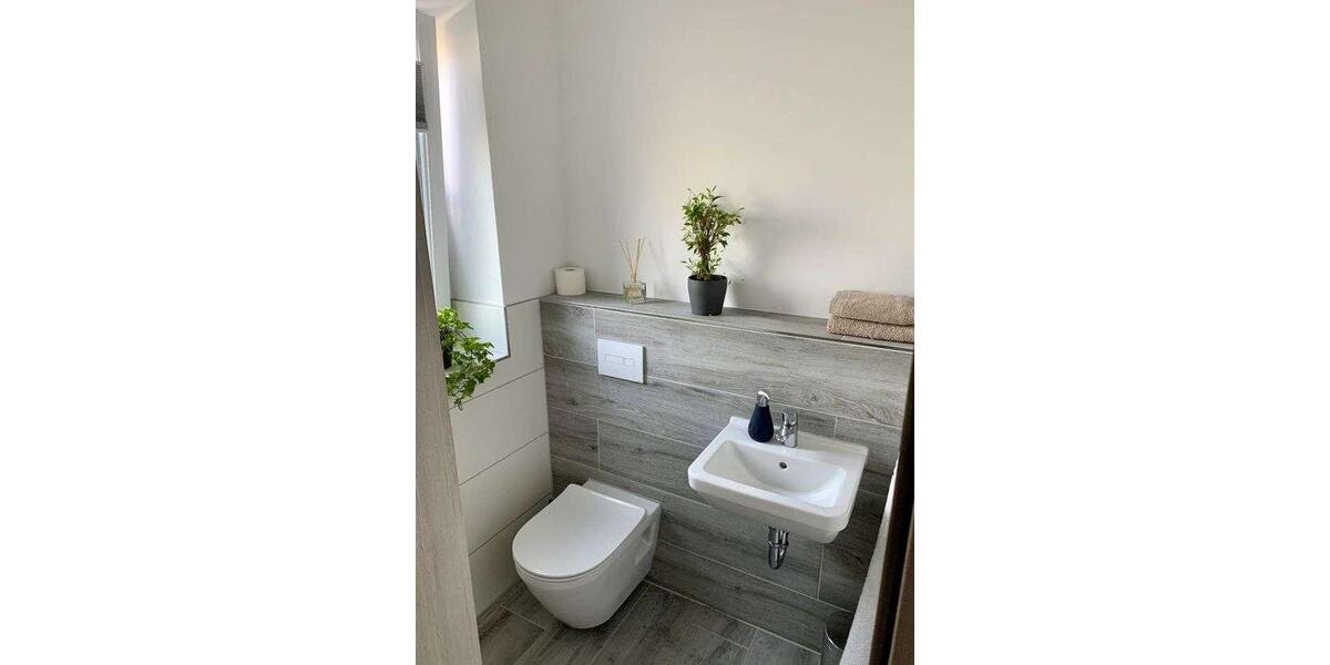 Doppelhaushälfte Lehrte - 4 Zimmer, 126 m&sup2;, 1.490&euro; | Angebot:26196070