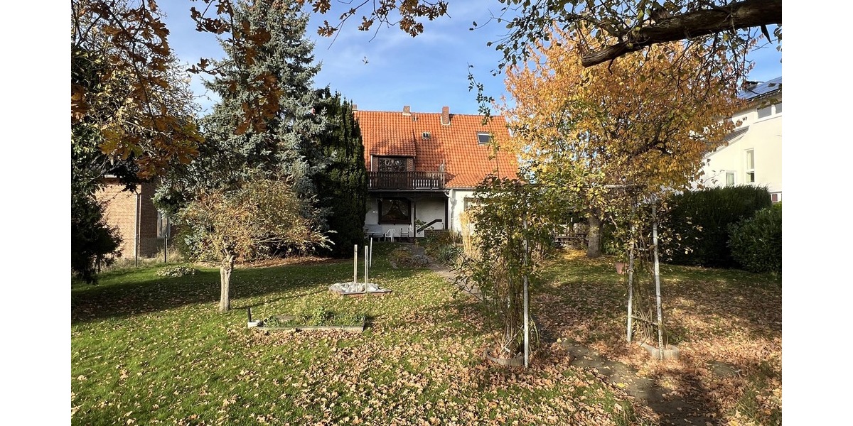 Großzügiges Wohnhaus mit Traumgarten - Zweifamilienhaus Harsum Harsum | Angebot:24494087