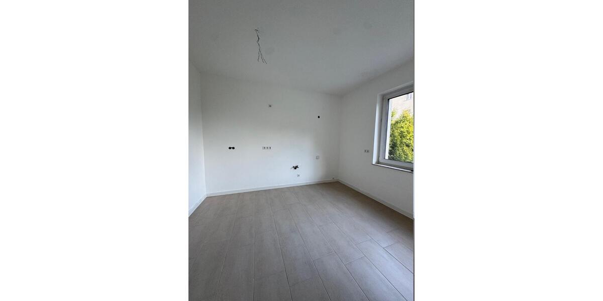 Erdgeschoßwohnung Garbsen Berenbostel - 3 Zimmer, 88 m&sup2;, 1.100&euro; | Angebot:26214810