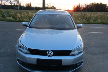VW Jetta 119.000 km 5.950 &euro; Barsinghausen 30890