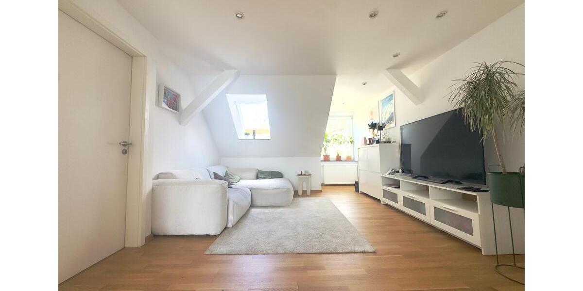 Dachgeschoßwohnung Hannover Bult - 3 Zimmer, 78 m&sup2;, 1.095&euro; | Angebot:26327302