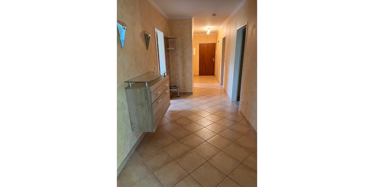 Etagenwohnung Wedemark - 3 Zimmer, 81 m&sup2;, 240.000&euro; | Angebot:27049144