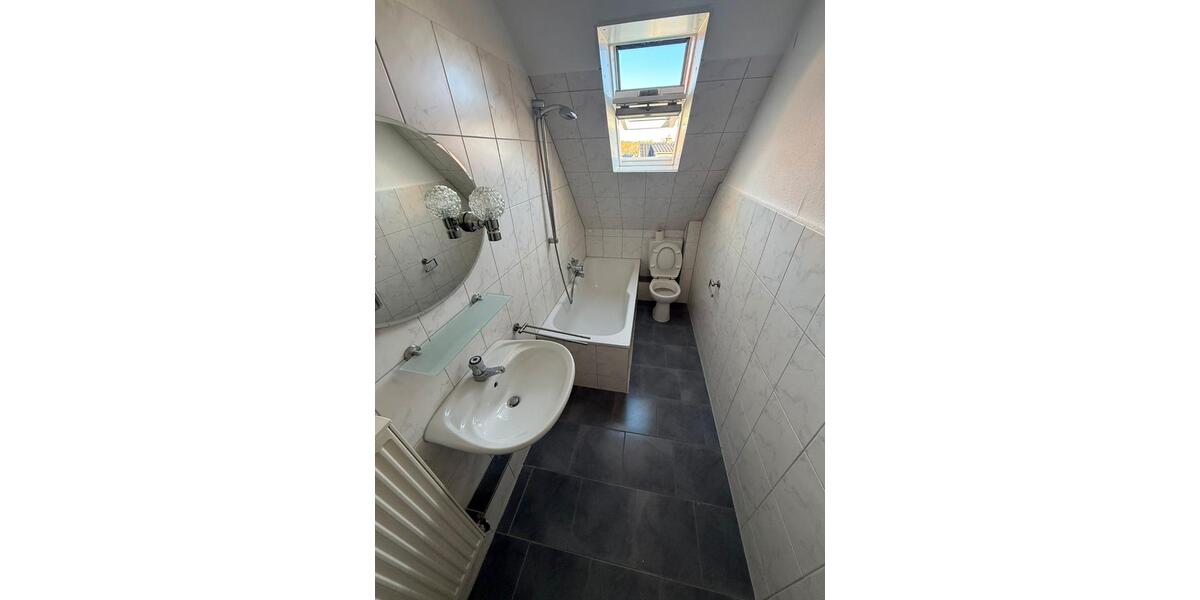 Etagenwohnung Langenhagen Engelbostel - 2.5 Zimmer, 65 m&sup2;, 850&euro; | Angebot:26263982