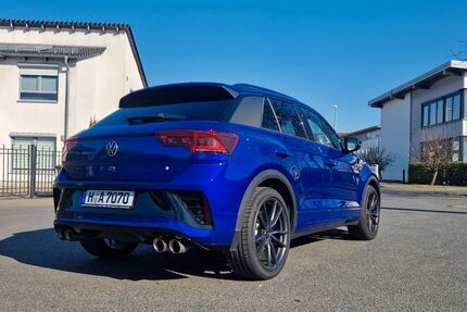 VW T-Roc 3.219 km 45.997 &euro; Langenhagen 30853