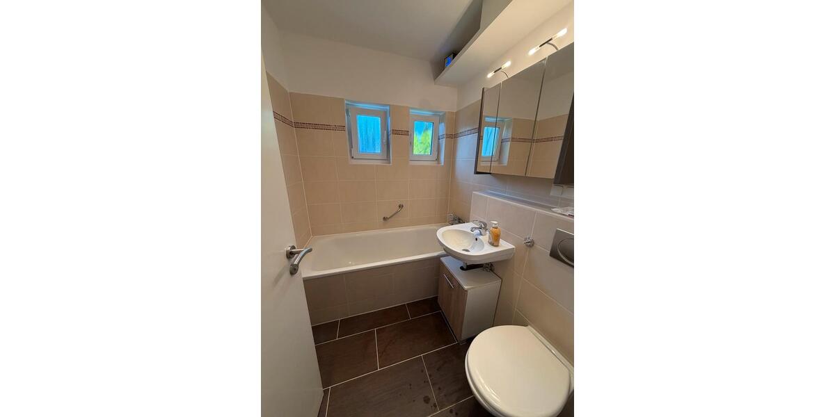 Erdgeschoßwohnung Hannover Döhren-Wülfel - 3 Zimmer, 77 m&sup2;, 950&euro; | Angebot:26398870
