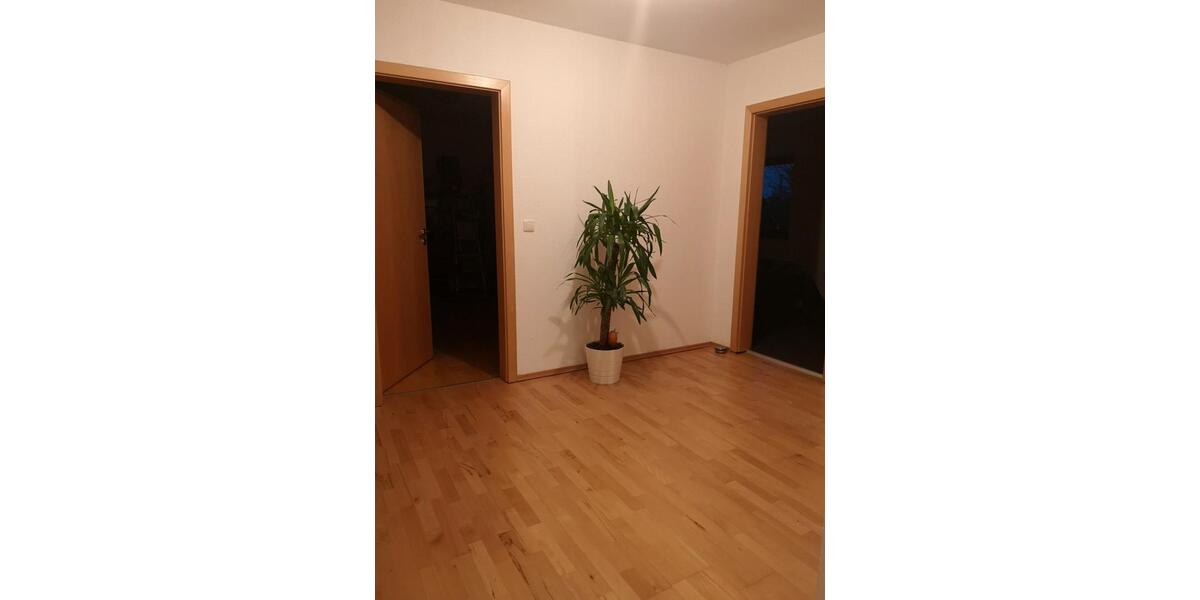 Etagenwohnung Hannover Herrenhausen-Stöcken - 3.5 Zimmer, 100 m&sup2;, 1.000&euro; | Angebot:26634947