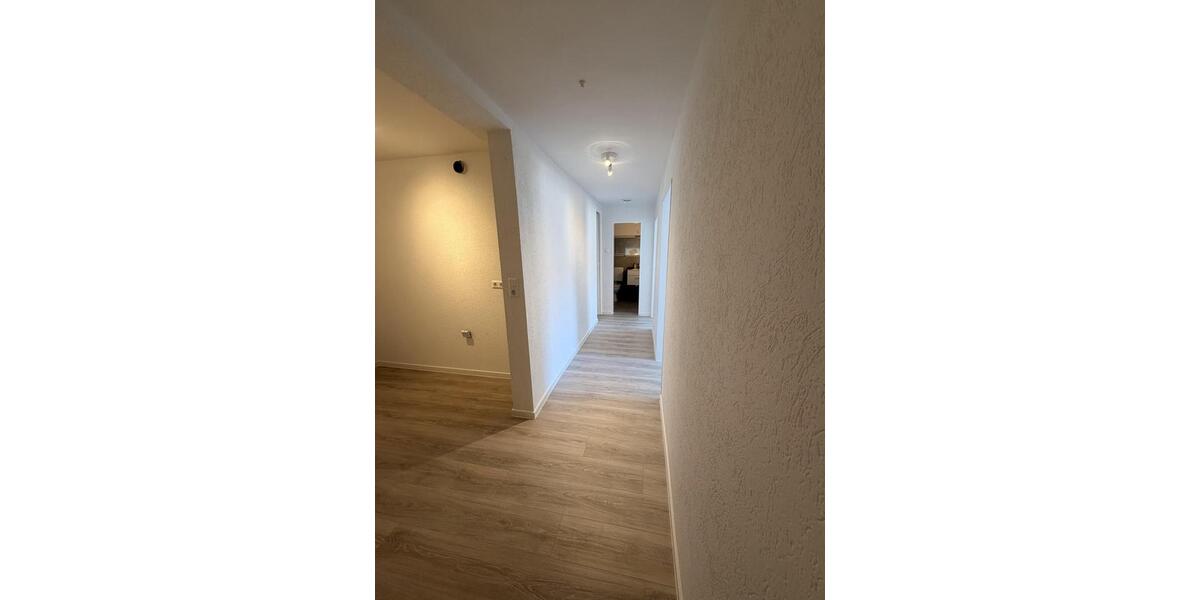 Etagenwohnung Hannover Vahrenwald-List - 3 Zimmer, 65 m&sup2;, 750&euro; | Angebot:25350570