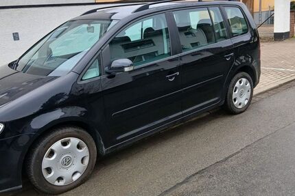 VW Touran 225.000 km 2.950 &euro; Langenhagen 30851
