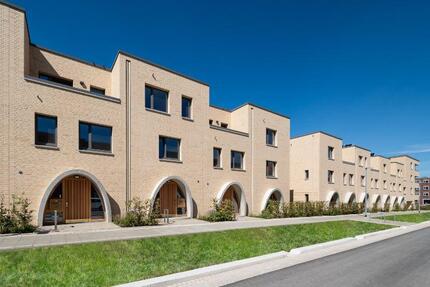 Exklusives Town-House am Kronsberg Süd 5 zimmer