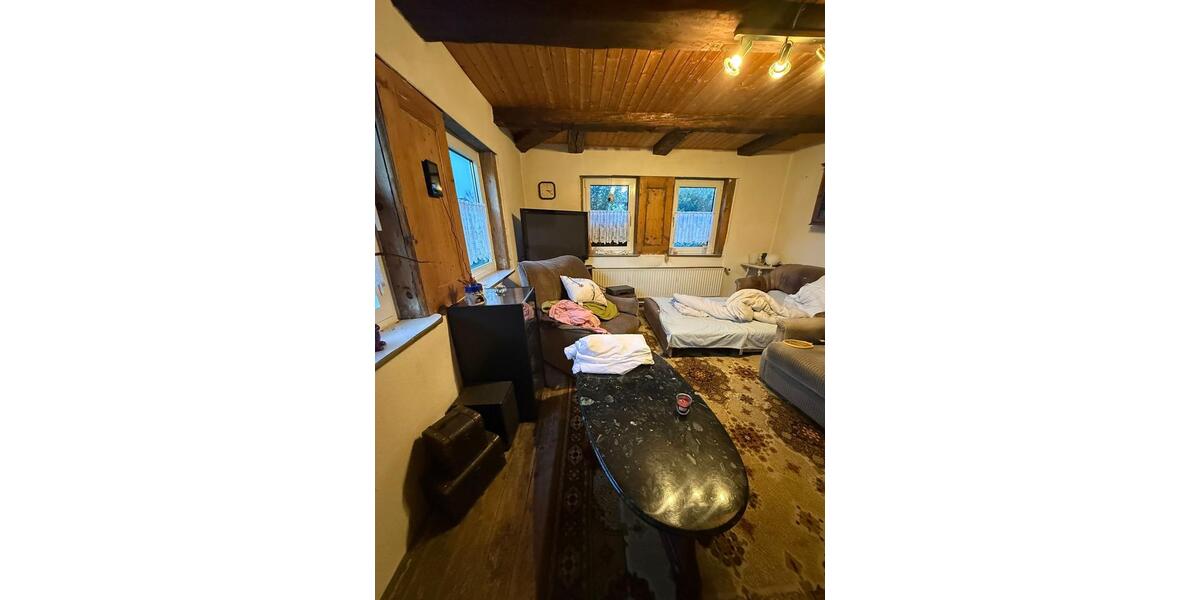 Provisionsfrei: 4-Zimmer-Fachwerkhaus und Carport in Sehnde-Ilten 4 zimmer