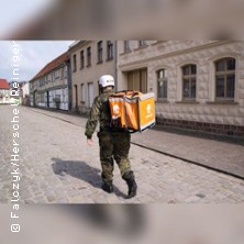 Angst – eine Performance aus Deutschland 04.12.2026 Saal im EG der Kulturfabrik Krawatte