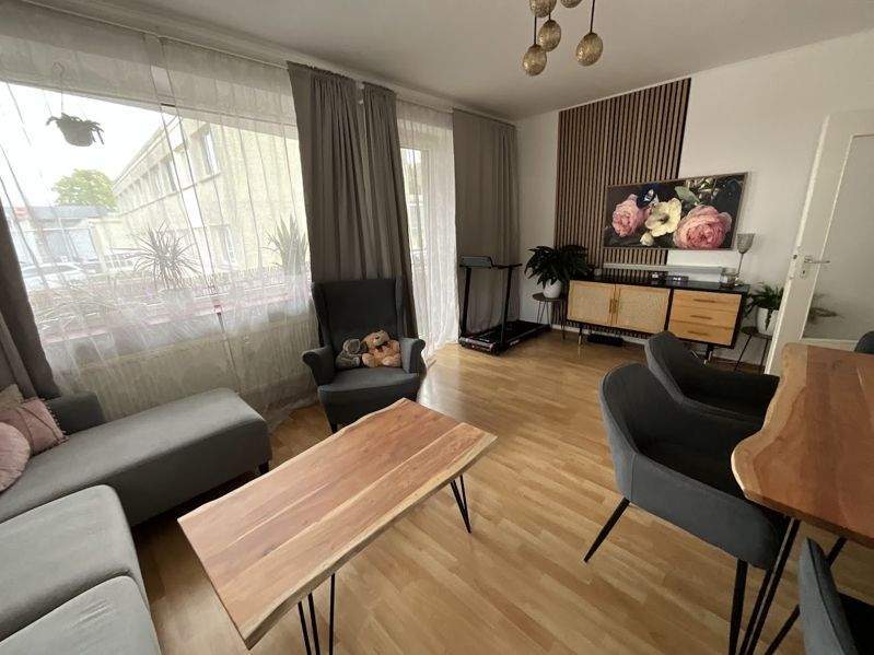 Wohn-und Geschäftshaus mit guter Verkehrsanbindung in Peine zimmer