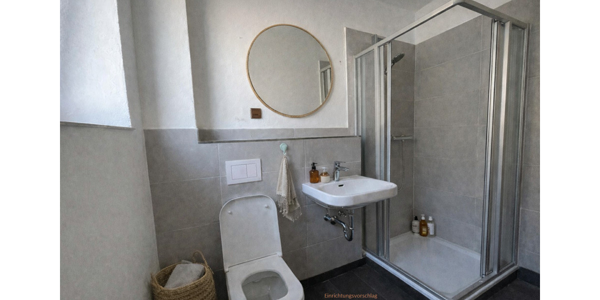 Großzügiges EFH, 6 Zimmer, Wintergarten, ideal für große Familie 6 zimmer