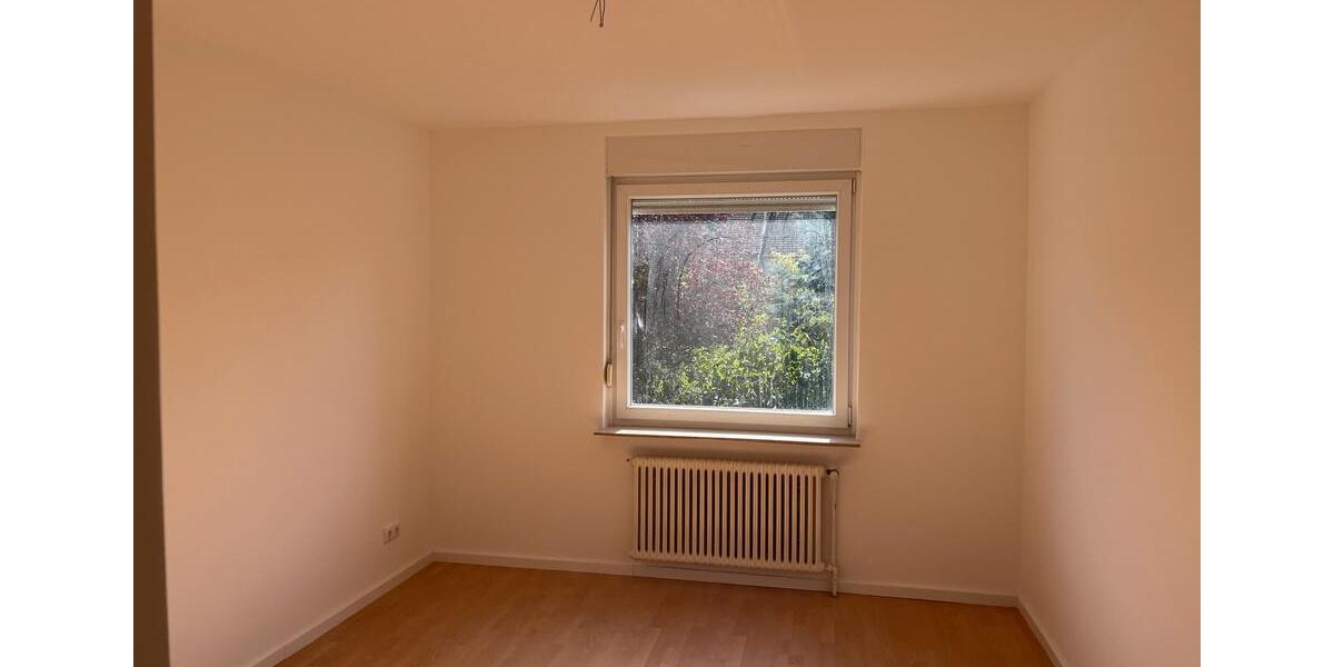 Reihenhaus Hannover Döhren-Wülfel - 5.5 Zimmer, 131 m&sup2;, 1.900&euro; | Angebot:27607864