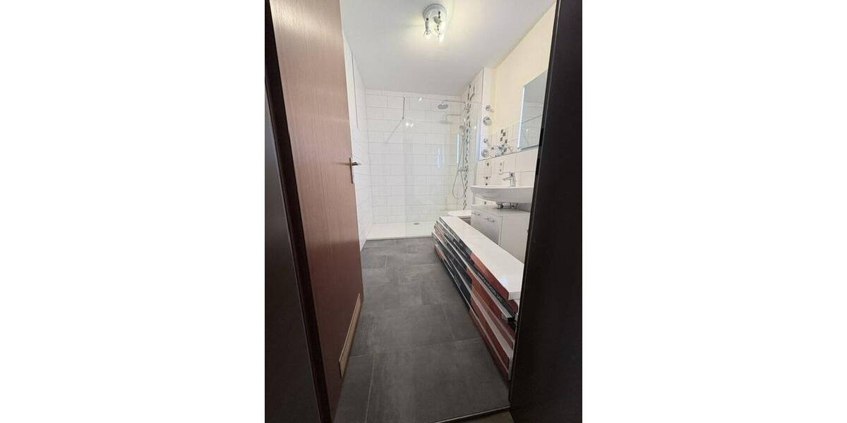 Etagenwohnung Barsinghausen - 3 Zimmer, 90 m&sup2;, 990&euro; | Angebot:26741017