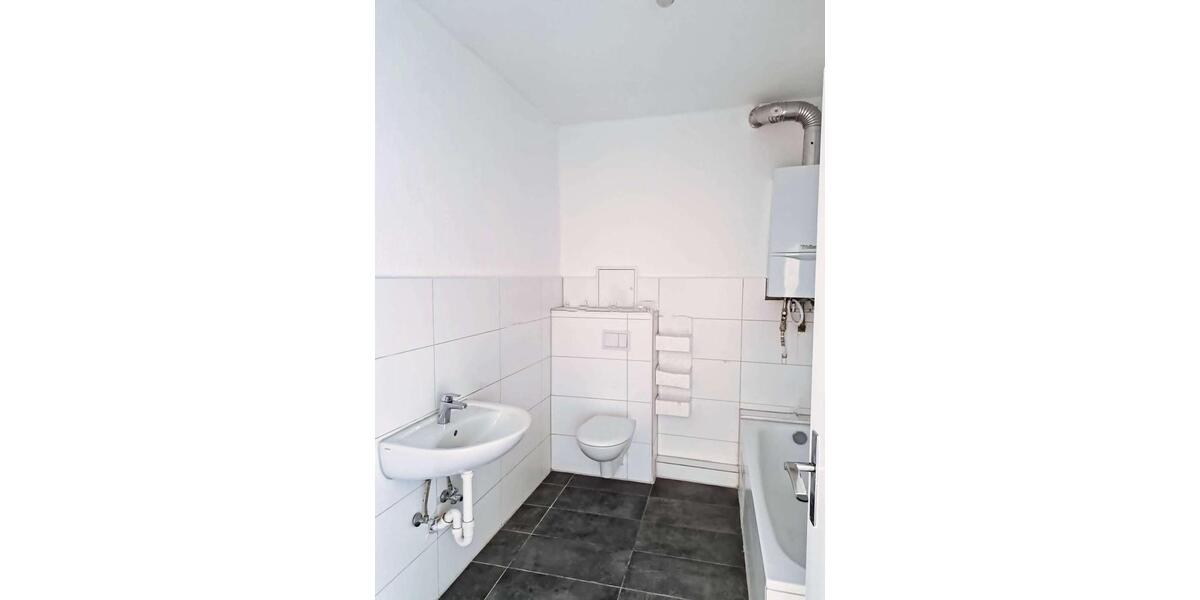 Etagenwohnung Hildesheim - 4 Zimmer, 120 m&sup2;, 1.080&euro; | Angebot:25904595