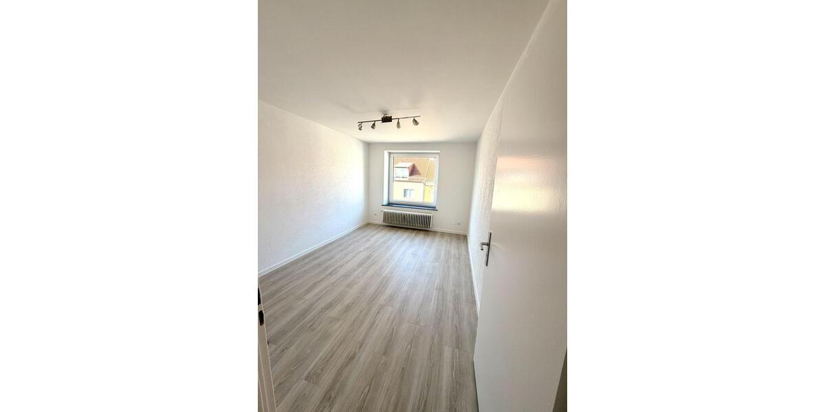 Etagenwohnung Hannover Vahrenwald-List - 3 Zimmer, 65 m&sup2;, 750&euro; | Angebot:25350570