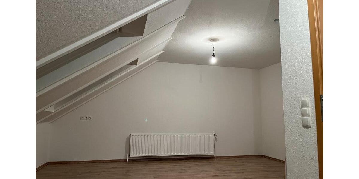 Dachgeschoßwohnung Springe - 2 Zimmer, 60 m&sup2;, 510&euro; | Angebot:26044814