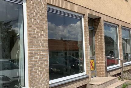 Gewerberäume mit rd. 87 qm auf der Hans-Böcker-Straße zu vermieten zimmer