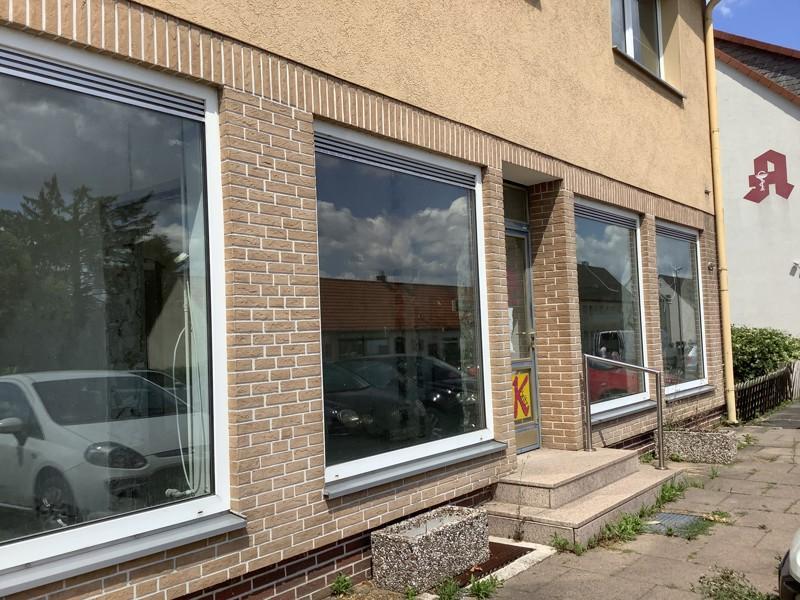 Gewerberäume mit rd. 87 qm auf der Hans-Böcker-Straße zu vermieten zimmer