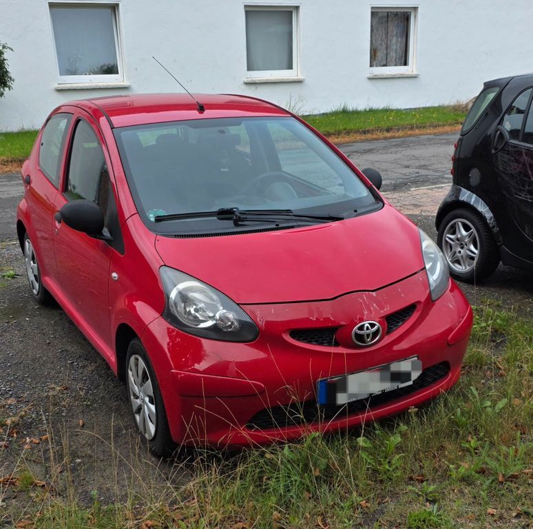 Aygo (X)