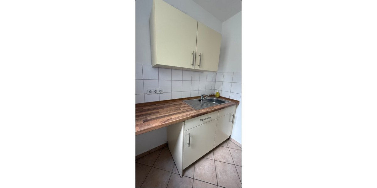 Eigentumswohnung mit großem Balkon inkl. Stellplatz 2 zimmer