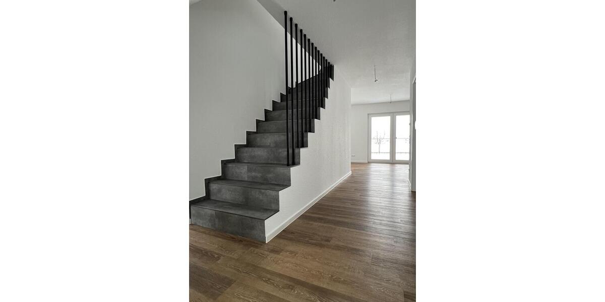 Modernes Wohnen auf zwei Ebenen - Maisonettenwohnung Hildesheim Sorsum | Angebot:27330208