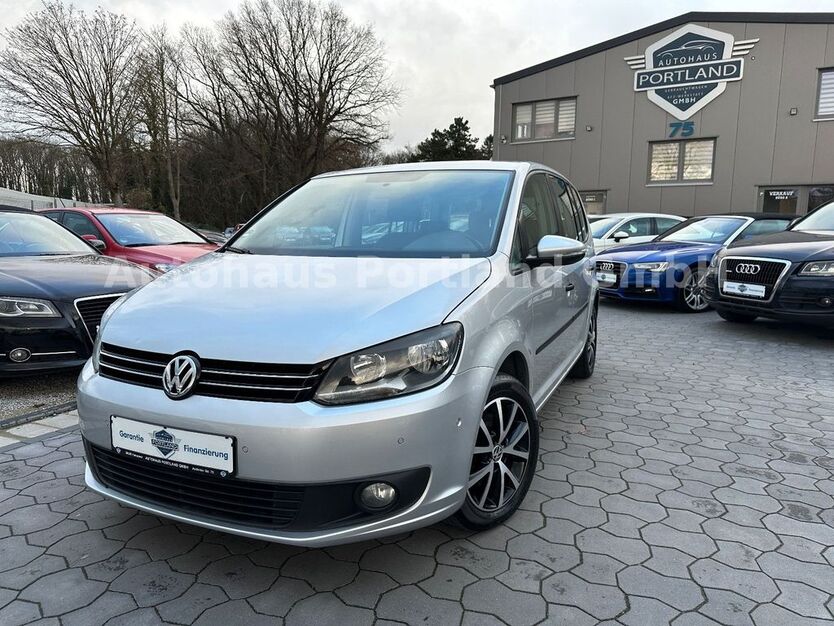 VW Touran 154.500 km 6.999 € Hannover 30629