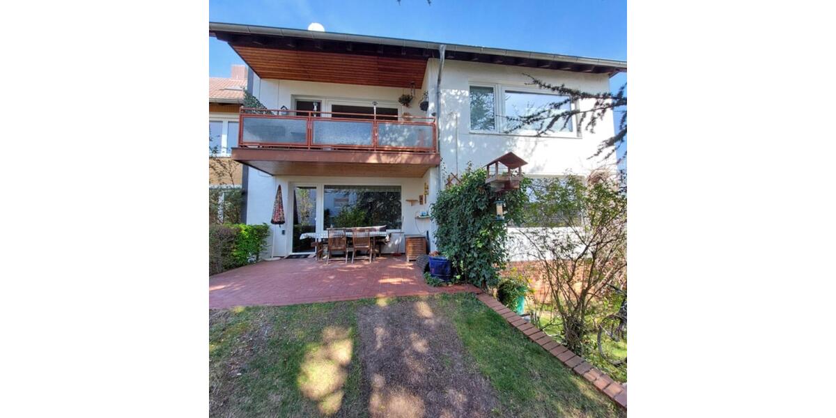 Mehrfamilienhaus mit 3 WE, vermietet 9 zimmer