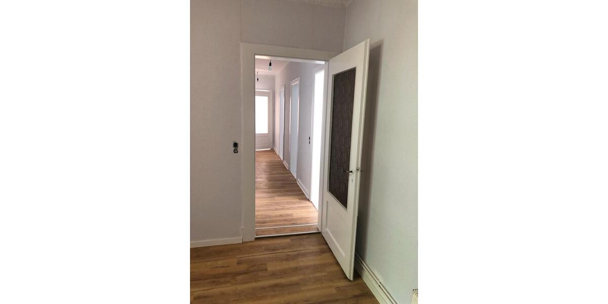 Etagenwohnung Hildesheim Himmelsthür - 4 Zimmer, 82 m&sup2;, 650&euro; | Angebot:26518207