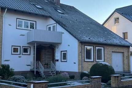 Haus Wennigsen - 13 Zimmer, 350 m&sup2;, 389.000&euro; | Angebot:27097081