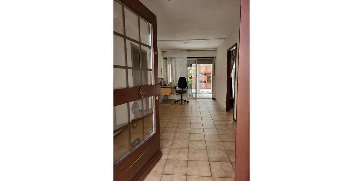 Bungalow Burgdorf - 8 Zimmer, 188 m&sup2;, 1.350&euro; | Angebot:26516986