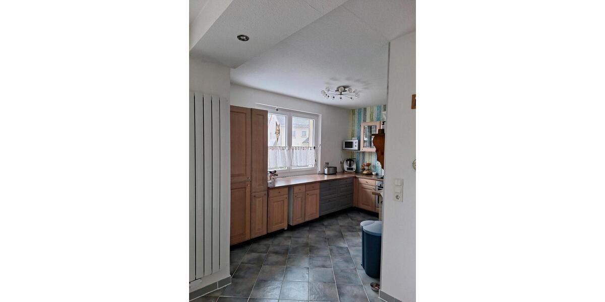 Moderne 4-Zimmer Wohnung mit großem Garten 4 zimmer