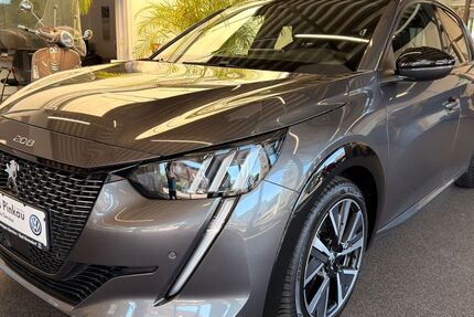 Peugeot 208 74.700 km 11.980 &euro; Bad Nenndorf 31542