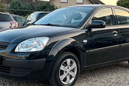 Kia Rio 84.000 km 3.890 € Hannover, Wettbergen 30457