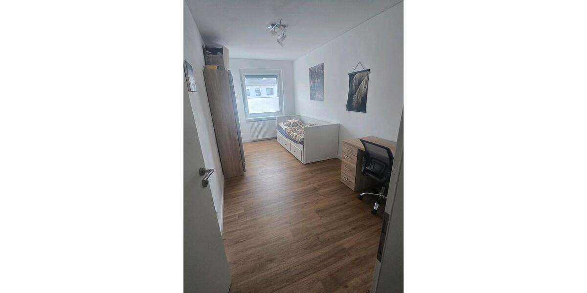 Reihenhaus Garbsen - 5 Zimmer, 120 m&sup2;, 415.000&euro; | Angebot:24845140