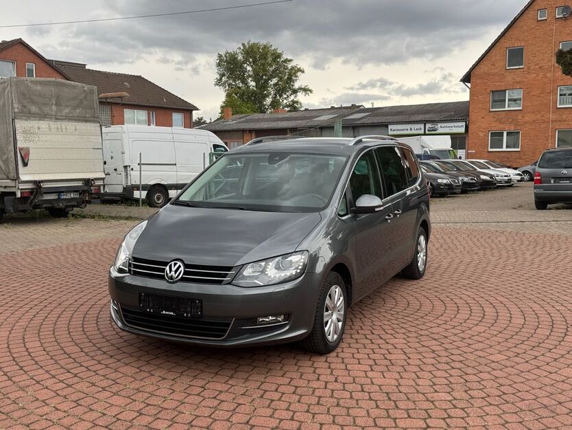 VW Sharan 160.000 km 16.999 € Laatzen 30880