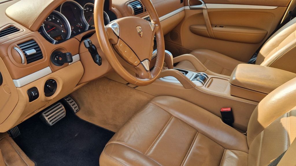 Porsche Cayenne 162.000 km 9.500 &euro; Hannover 30519