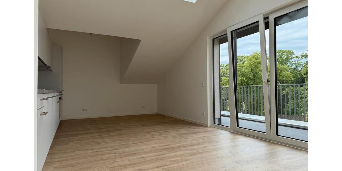 Dachgeschoßwohnung Laatzen - 2 Zimmer, 82 m&sup2;, 1.090&euro; | Angebot:26541033
