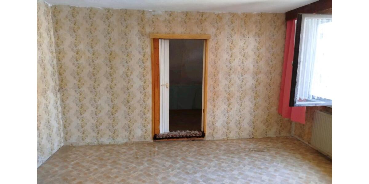 Reihenhaus Garbsen - 6 Zimmer, 170 m&sup2;, 130.000&euro; | Angebot:25268510