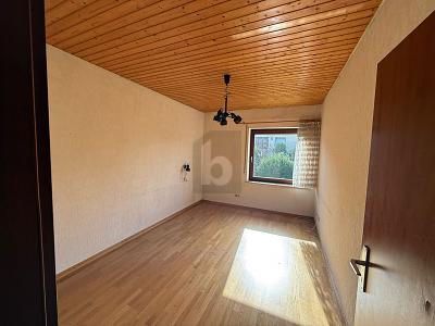 ATTRAKTIV MIT POTENZIAL AUF GROßEM GRUNDSTÜCK - Einfamilienhaus Lehrte | Angebot:26219789