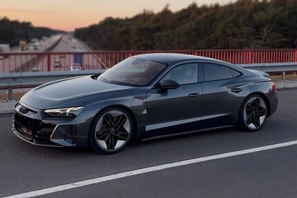 Audi RS e-tron GT 64.890 km 63.400 &euro; Hannover 30419