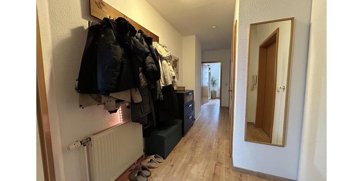 Dachgeschoßwohnung Hannover Herrenhausen-Stöcken - 3 Zimmer, 84 m&sup2;, 880&euro; | Angebot:24890343