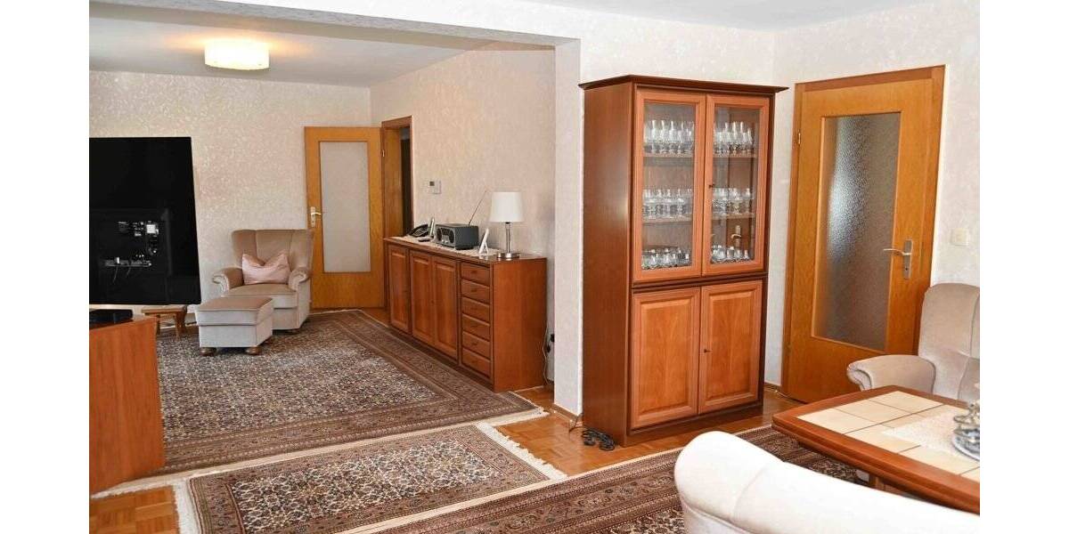 Mehrfamilienhaus, Wohnhaus Hannover / Ahlem Ahlem - 8 Zimmer, 177 m&sup2;, 694.000&euro; | Angebot:26450547