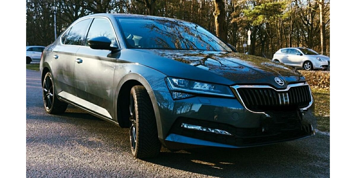 Skoda Superb 116.500 km 20.300 &euro; Hannover 30457