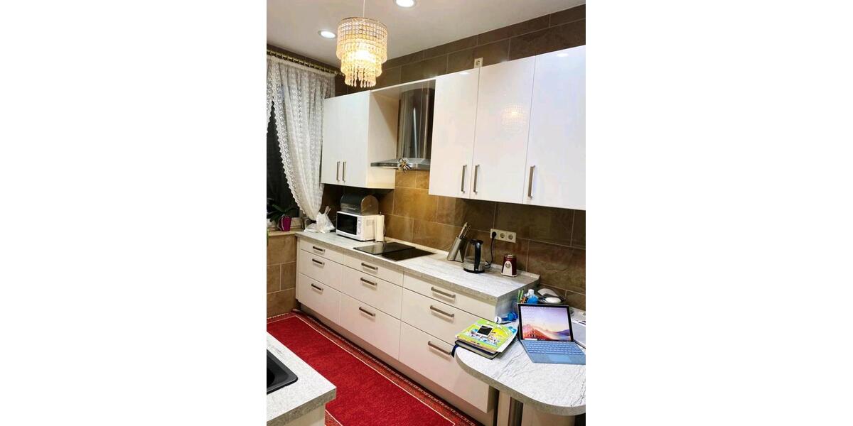 Etagenwohnung Hannover Mitte - 3 Zimmer, 80 m&sup2;, 1.350&euro; | Angebot:27596519